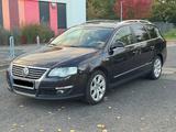 Volkswagen VW Passat 2.0 TDI/TV Neu/ Automatikgetriebe - Volkswagen Passat aus 2008: TDI