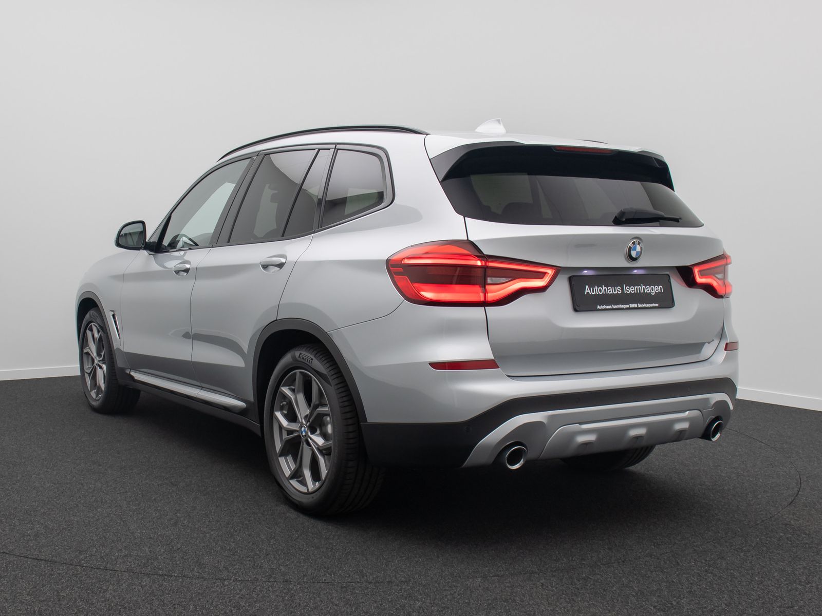 Fahrzeugabbildung BMW X3 xD20d xLine DAB HUD ACC Alarm Sportsitz 19Zol