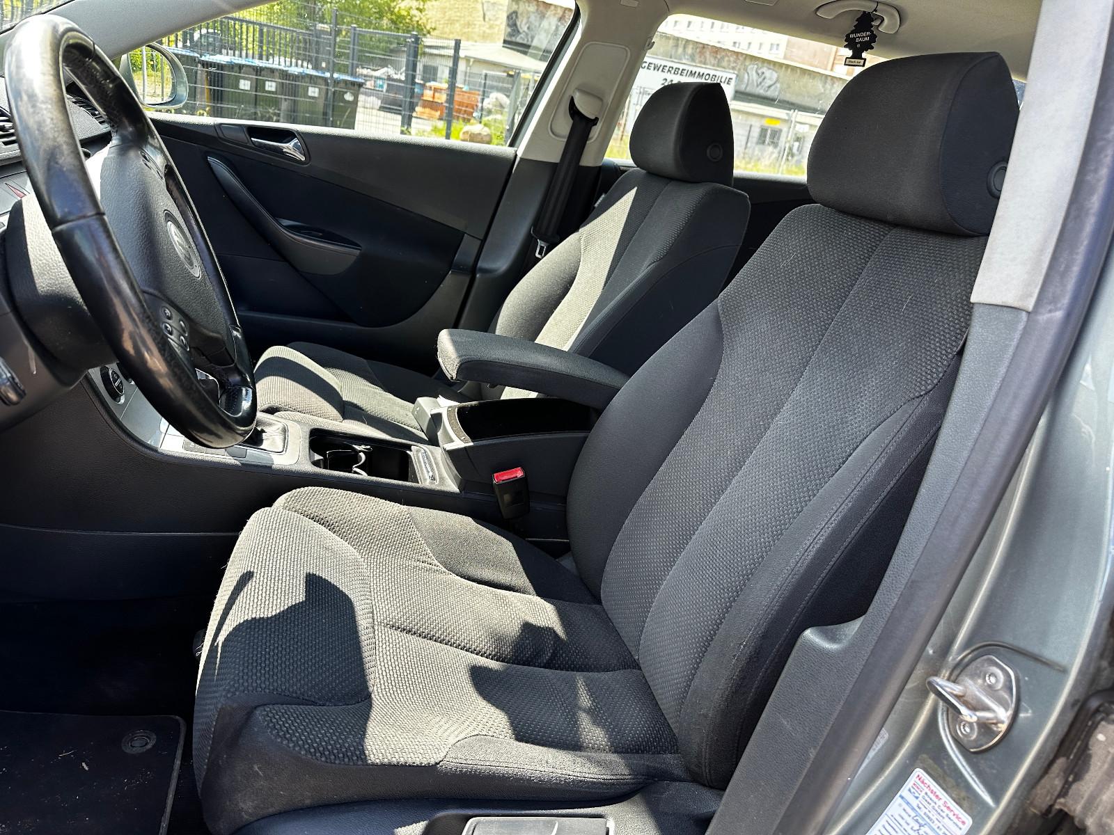 Volkswagen Passat 2006 — photo 16
