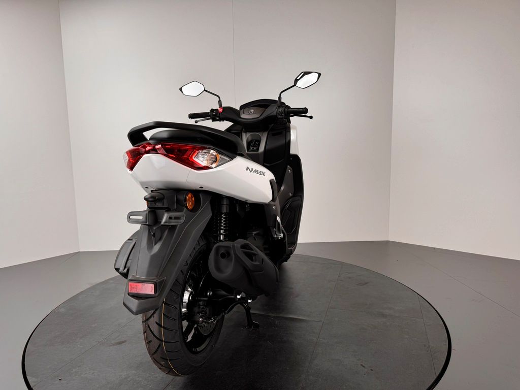 Fahrzeugabbildung Yamaha N-MAX 125 *AKTIONSPREIS *ab 49,- € mtl.