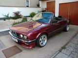 BMW 320 i   Cabrio - BMW aus 1990: Cabrio