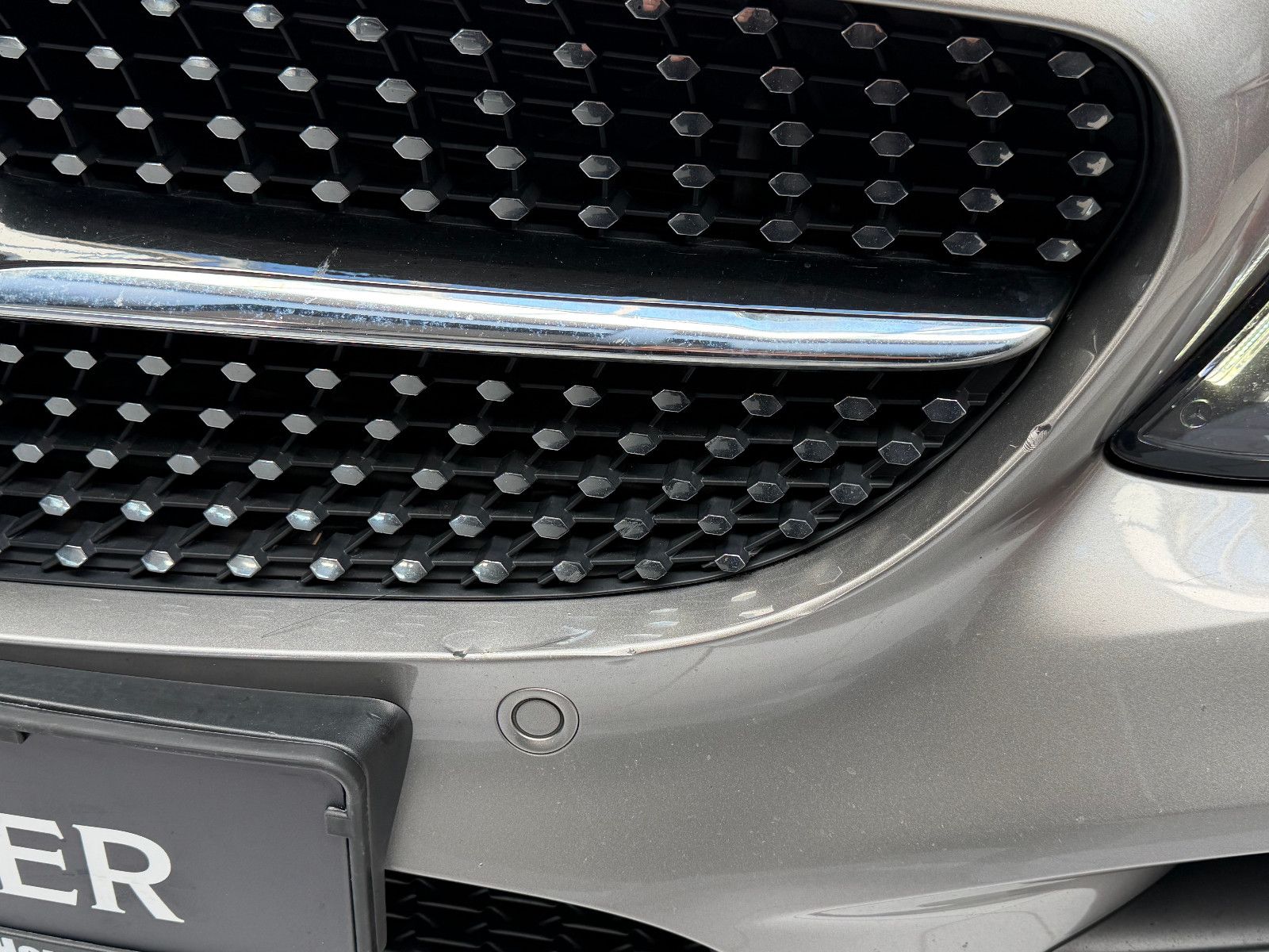 Fahrzeugabbildung Mercedes-Benz C 300 Coupe /AMG/VIRTUAL/MBUX/AMBIENTE/KAMERA