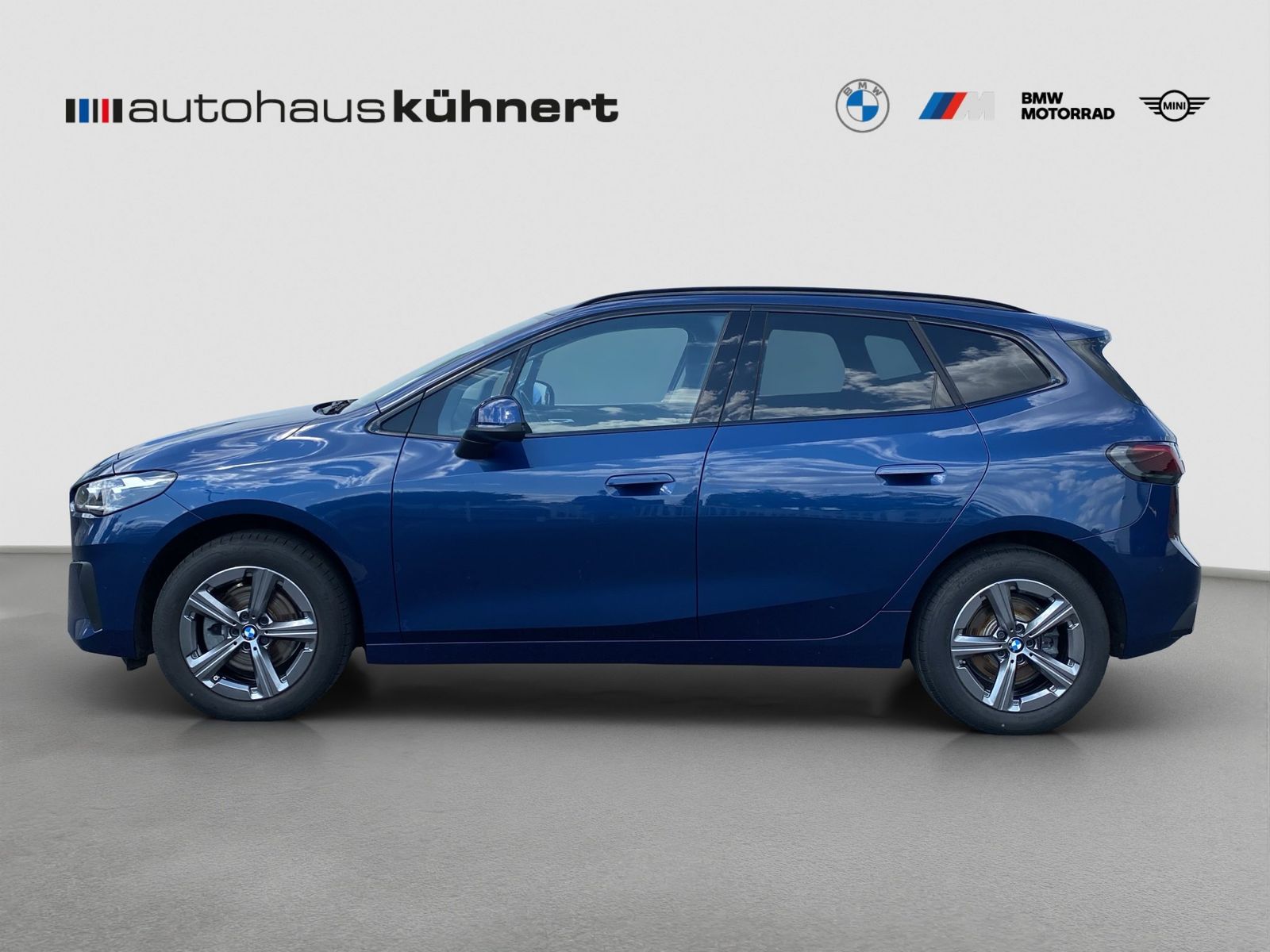 BMW 220i Active Tourer LED SpurAss AHK HiFi Navi RFK foto 4