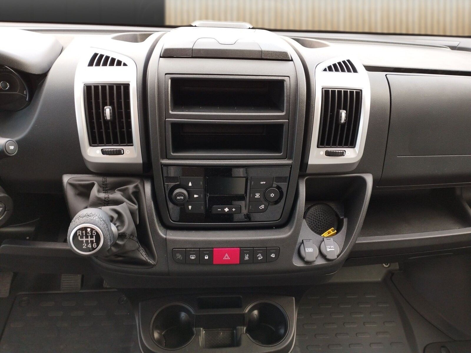 Fahrzeugabbildung Pössl Trenta 600 Citroen 140 PS Markise,Solar,Lithium