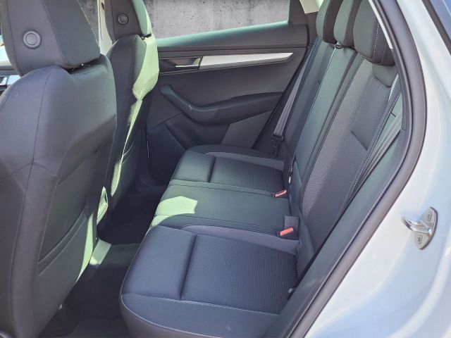 Karoq 1.5 TSI Tour. Aut. Kamera Climatronic