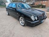 Mercedes-Benz Mercedes E 55 AMG W210 | V8 | KW V2 Fahrwe... - Mercedes-Benz E 55 AMG: Von Privat