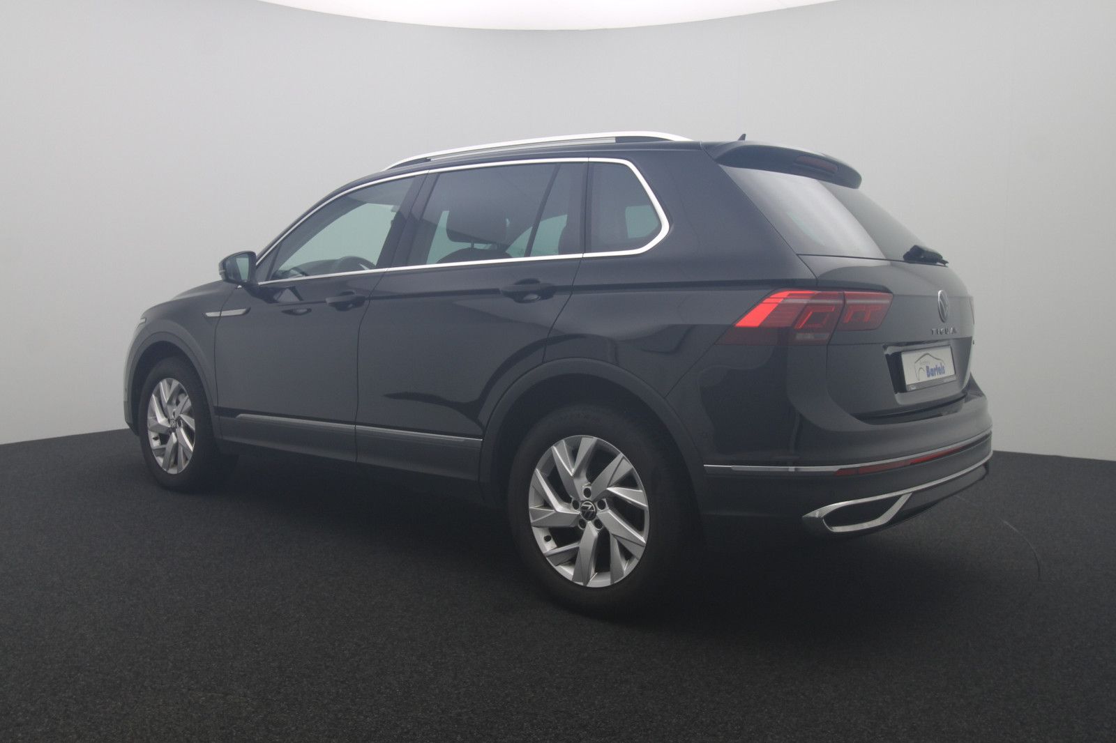 Fahrzeugabbildung Volkswagen Tiguan 2.0 Elegance 4Motion