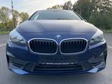 BMW 218 i ACTIVE TOURER*NAVI*AUTOMATIK*PDC V H* - BMW 218 Active Tourer in Duisburg