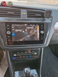 Volkswagen Tiguan - 10