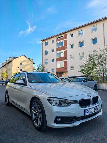 BMW 318d Touring Advantage Advantage