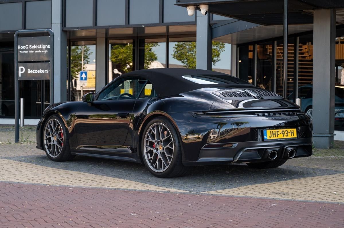 Porsche 911 Carrera GTS Cabrio imagem 3