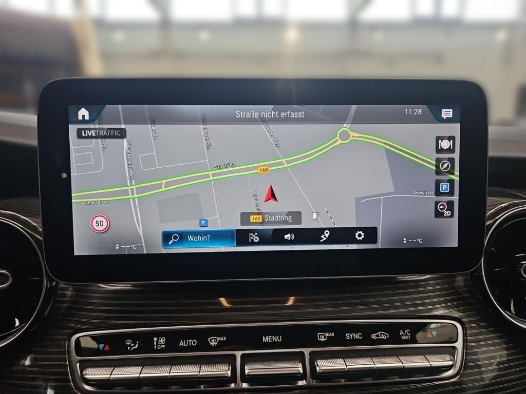 Fahrzeugabbildung Mercedes-Benz V 300 AVG lang 4x4 7 Sitze 2,5tAHK DISTRONIC EDW