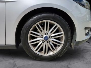Ford Focus - 8