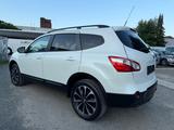 Nissan Qashqai +2 4X4 Automatik/Alcantara/Pano/360° KAM - Nissan Qashqai: Allradantrieb