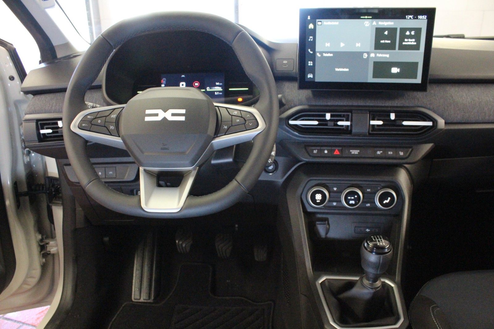 Fahrzeugabbildung Dacia Sandero Journey+ ECO-G 120 *Navi*Sitzhz*LPG