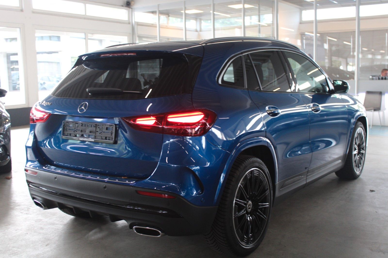 Fahrzeugabbildung Mercedes-Benz GLA 200 d Aut. AMG-Line Adv. Plus Multibeam MBUX