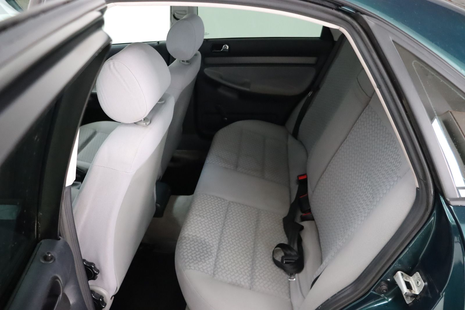 Fahrzeugabbildung Audi A4 1.6 * Flüssiggas * HU 01.2028 * s-line