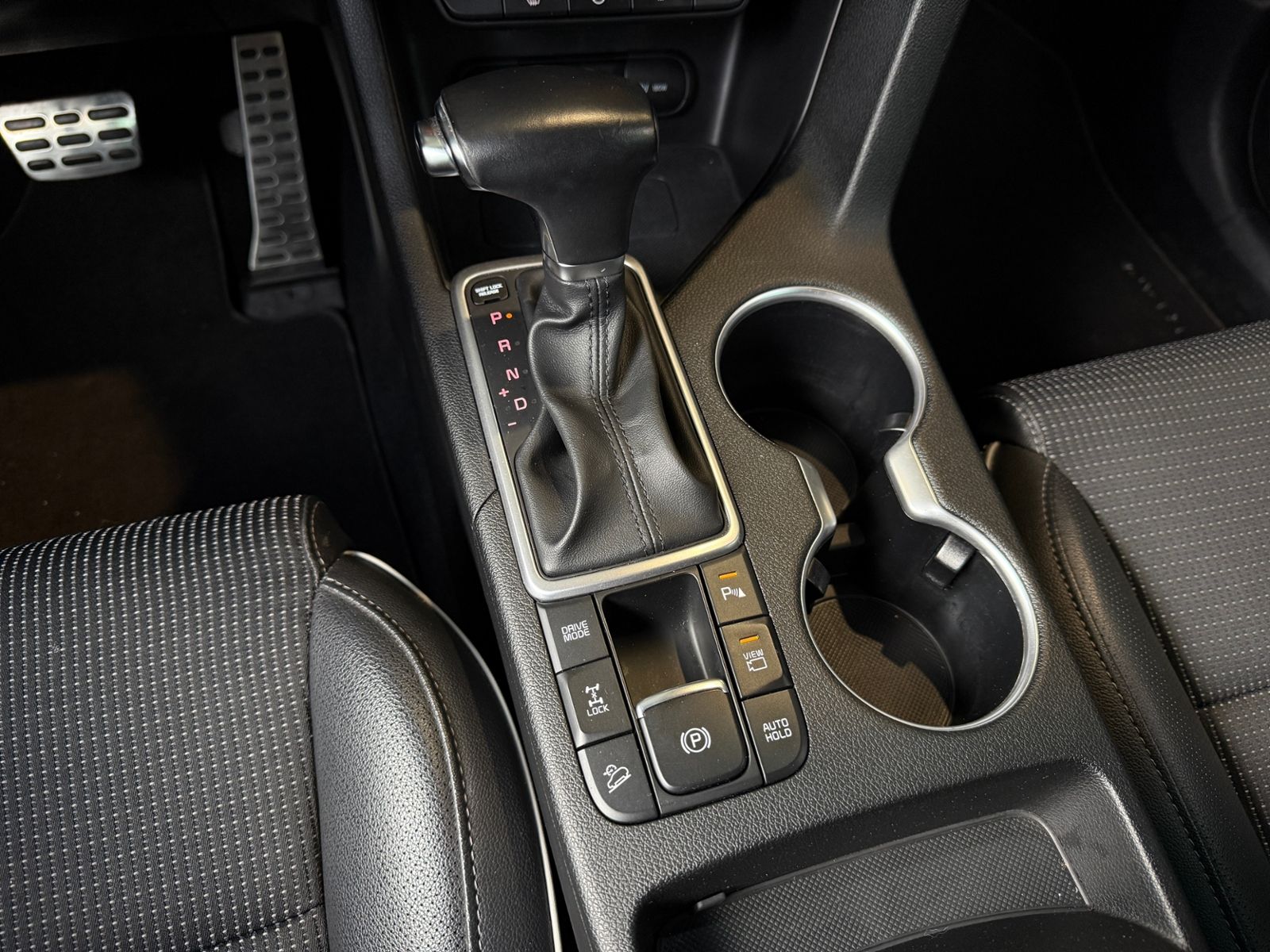 Fahrzeugabbildung Kia Sportage GT-Line 4WD AHK JBL ALU