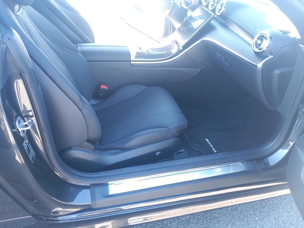 Fahrzeugabbildung Mercedes-Benz CLE 450 4M Cabriolet AMG*Air-Cap*Burmester*Distr