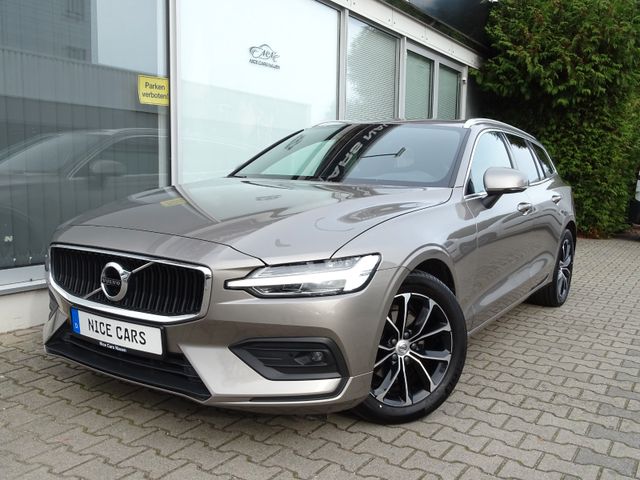 Volvo V60 Kombi Momentum Pro LEDER AHK LED NAVI DCC