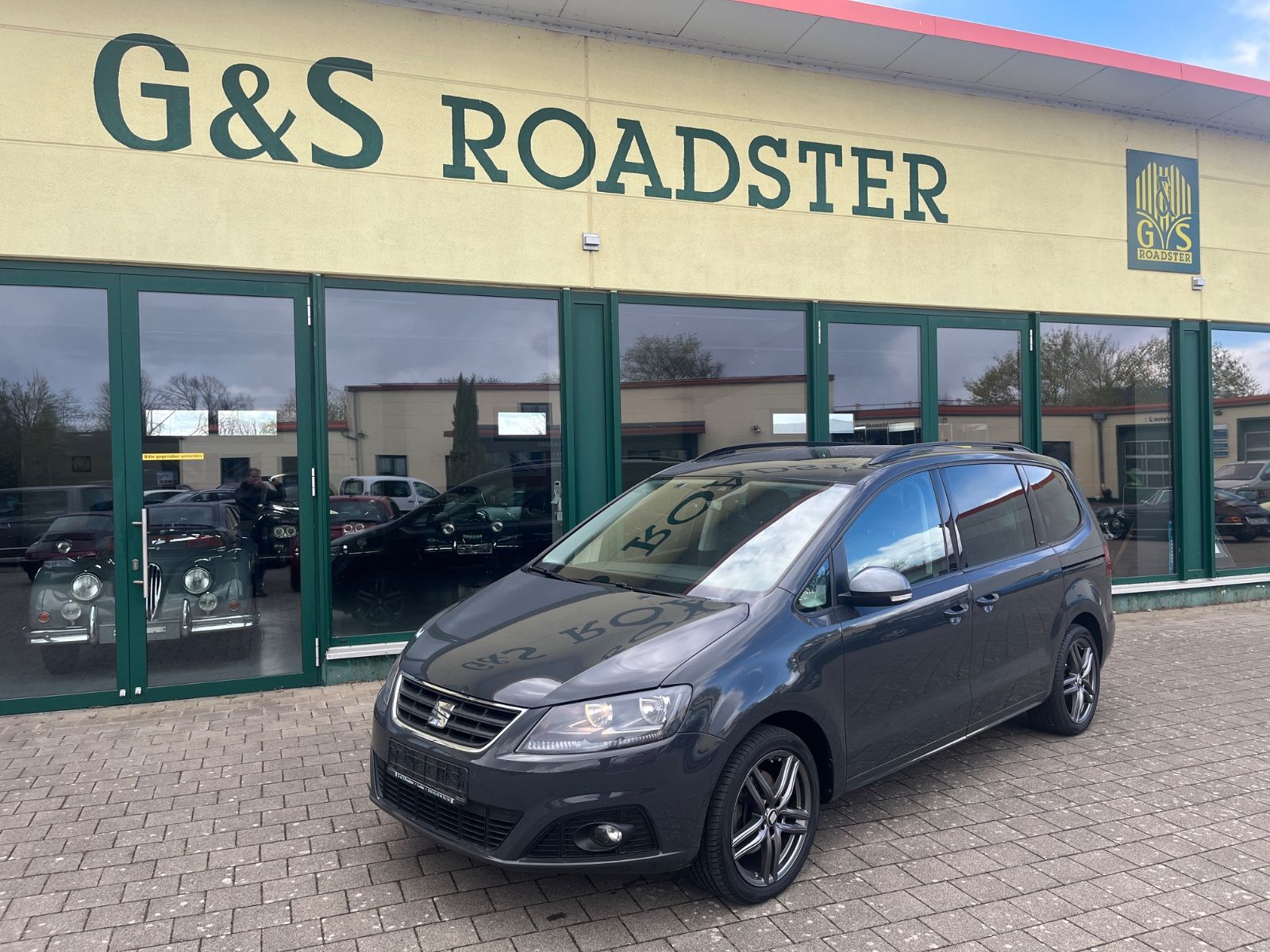 SEAT Alhambra 2.0 TDI CONNECT DSG AHK Navi