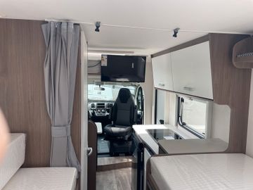 Carado V 337 PRO+ KLIMA NAVI SAT TV