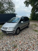 Volkswagen Benzin VW Sharan 7 Sitze! TÜV 01/2027 Benzin - Volkswagen Sharan aus 2005