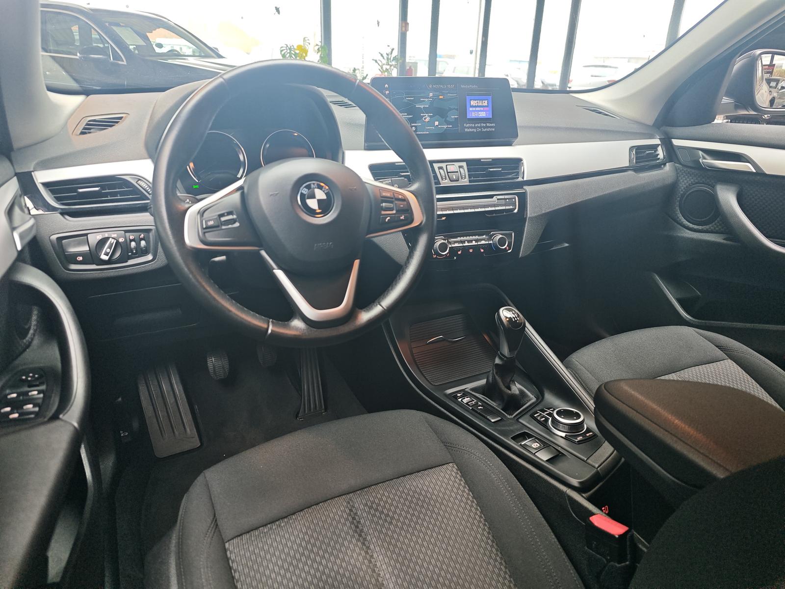 BMW X1 sDrive 18i Navi RFK LED SHZ VOLLFOLIERUNG, миниатюра 13