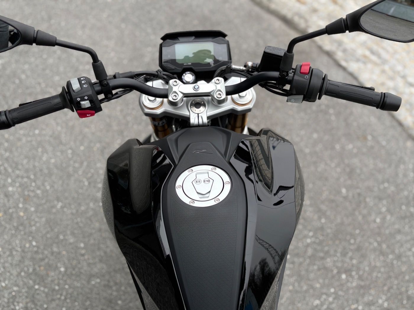 Fahrzeugabbildung BMW G 310 R