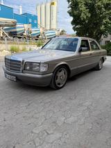 Mercedes-Benz 260 SE  - Mercedes-Benz 260 mit Benzin-Antrieb: Automatik