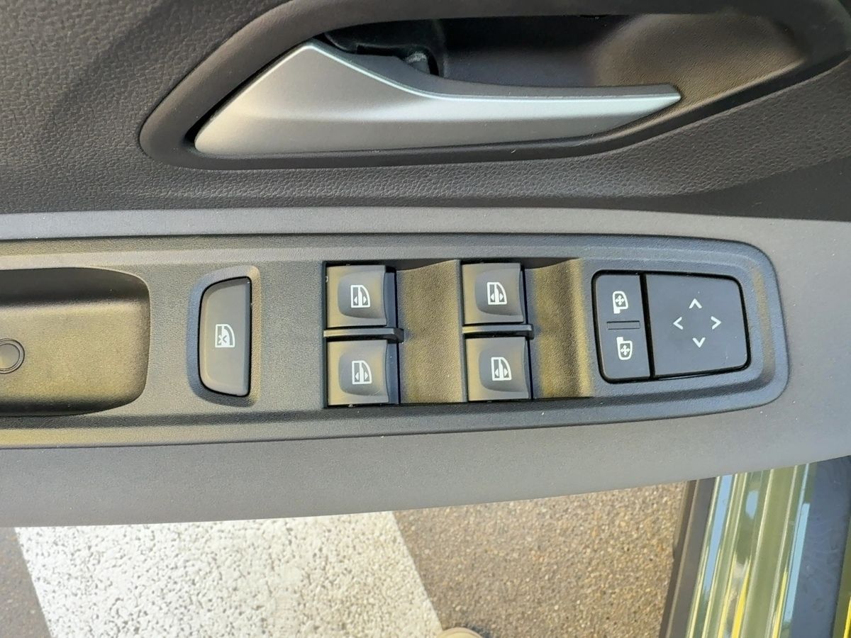 Fahrzeugabbildung Dacia Jogger Extreme+ TCe 110 EPH*SHZ*Kamera