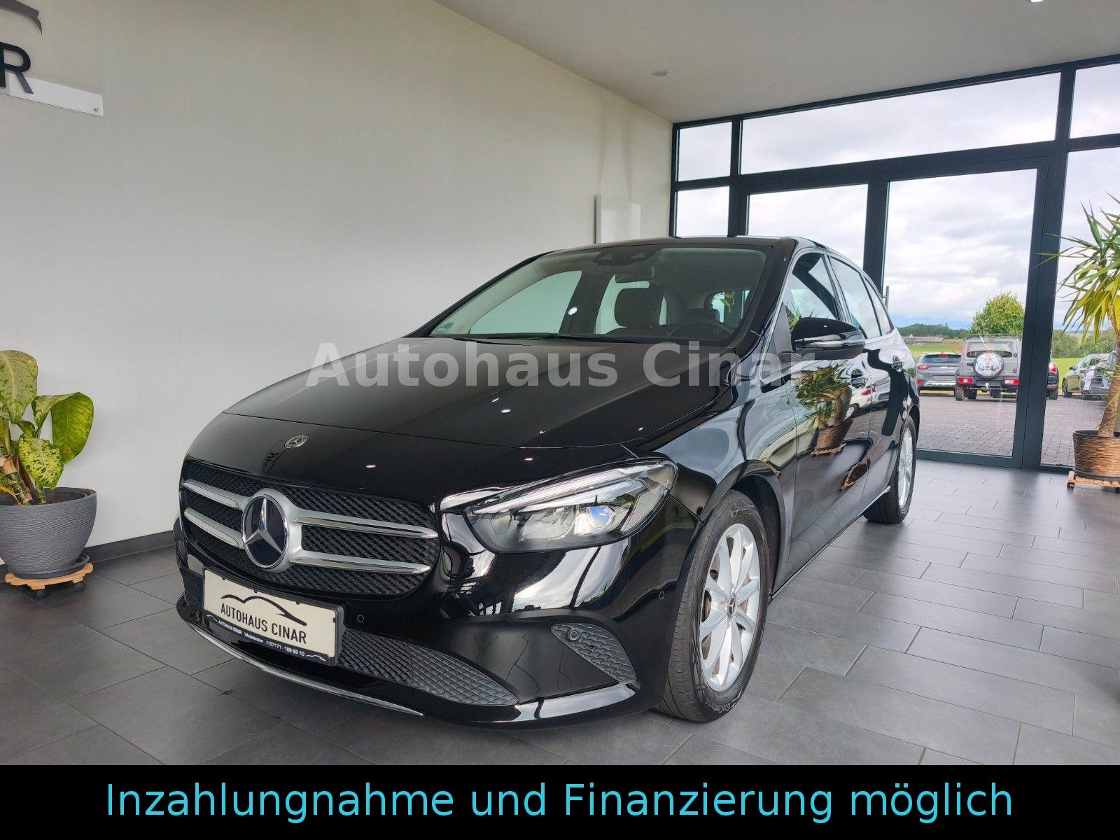 Mercedes-Benz B 220 4Matic*Wildscreen*Navi*Kamera*Rentner*ACC*