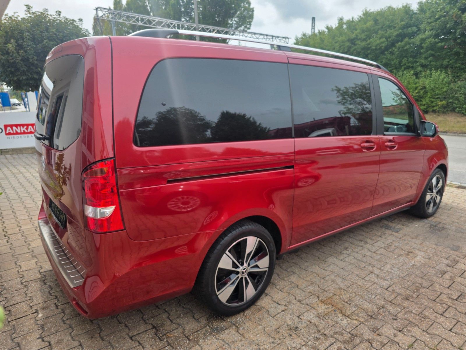 Mercedes-Benz V220 d EDITION lang 8-Sitzer foto 4