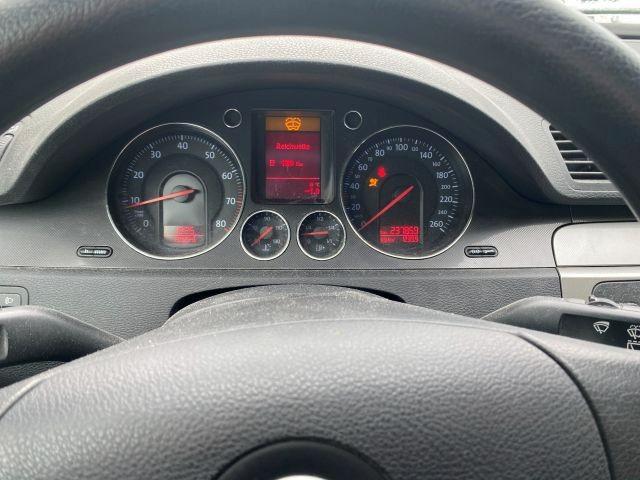 Volkswagen Passat 2006 — photo 14