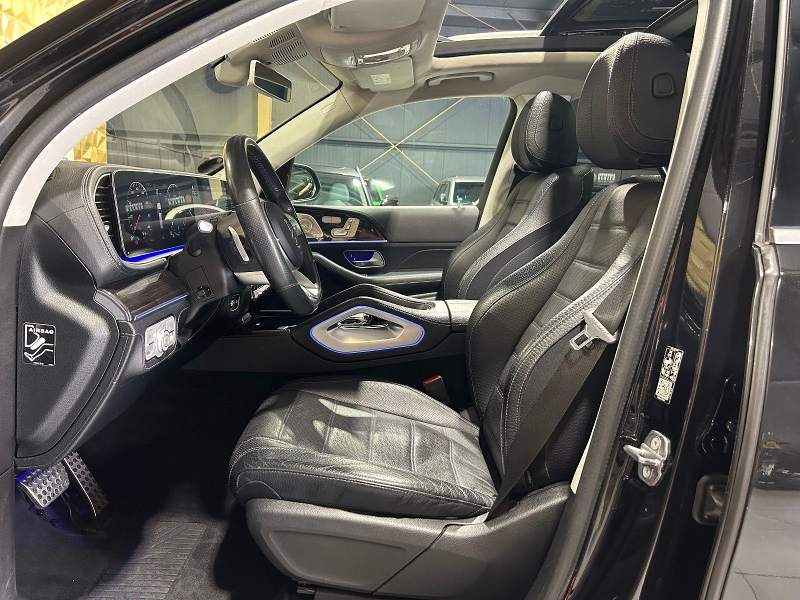 Fahrzeugabbildung Mercedes-Benz GLS 400 d 4Matic/AMG/360°/7-SITZ/HEAD-UP/APPLE/