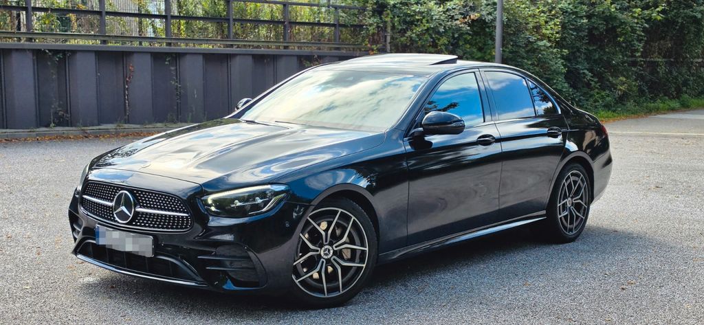 Image of Mercedes-Benz E 200