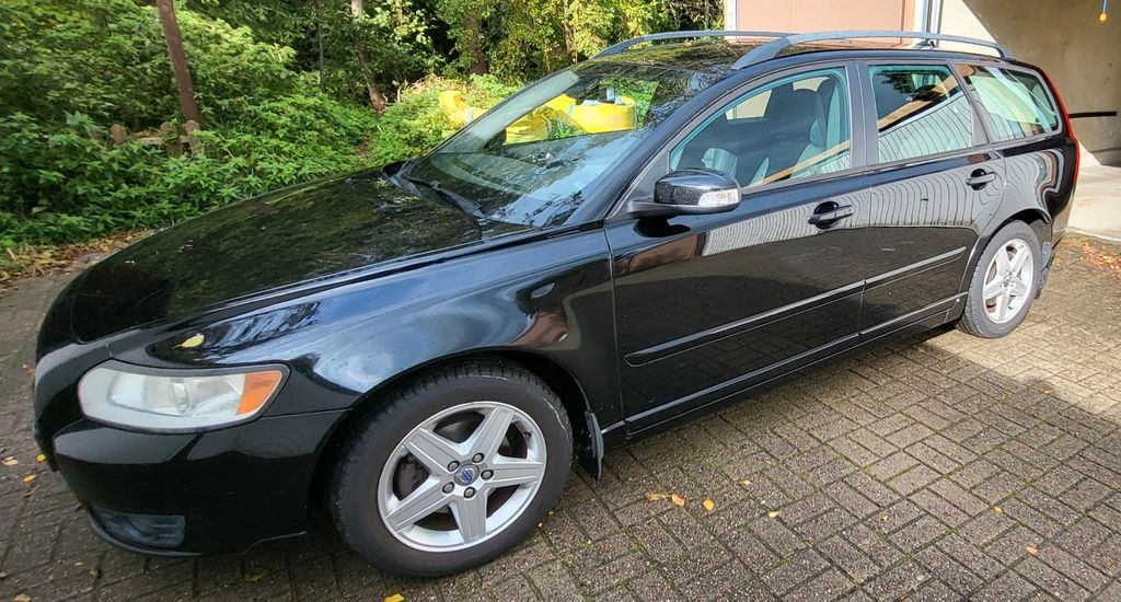 Volvo V50