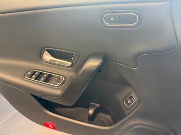 Mercedes CLA 250 Shooting Brake - 12