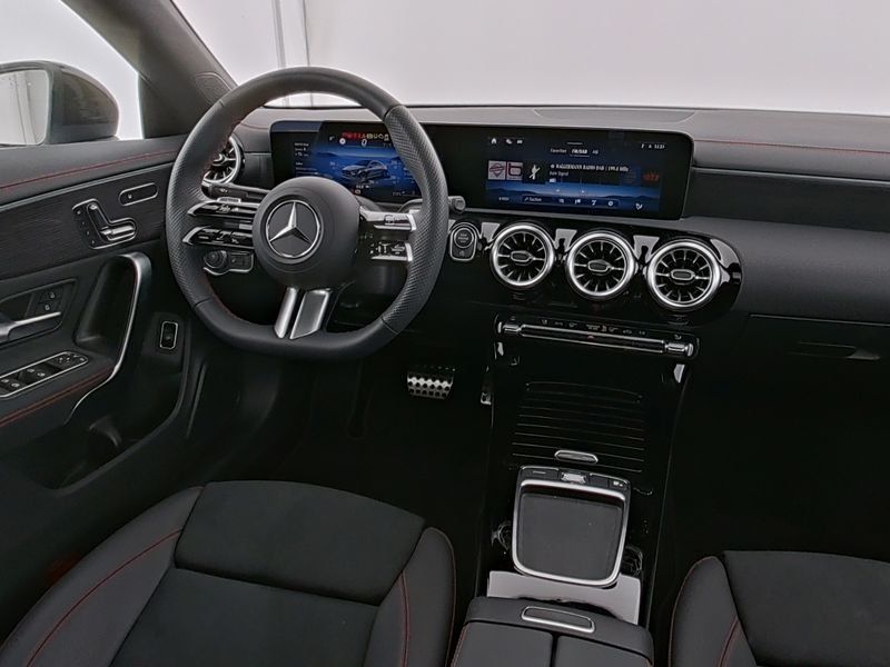 Fahrzeugabbildung Mercedes-Benz CLA 220 d AMG Pano*Distro*Totwink*360°*Mermory*