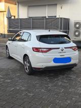 Renault Megane ENERGY TCe 100 Life Life - Renault Megane von privat