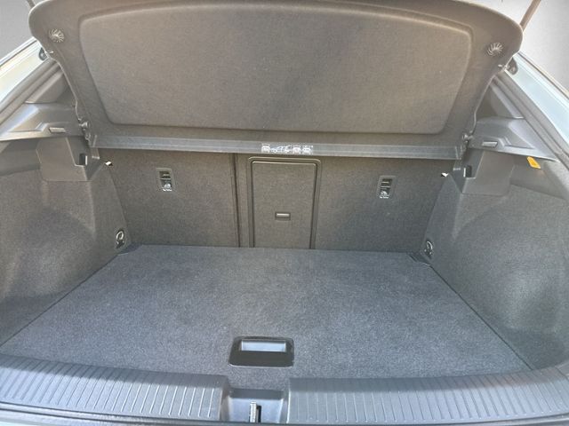 T-Roc 1.5 TSI DSG SPORT AHK+KAMERA+LED+NAVI+ACC+