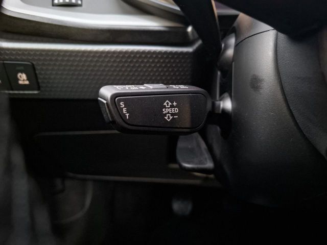 A1 SPORTBACK 30 TFSI ADVANCED LED+SHZ+PDC+DAB