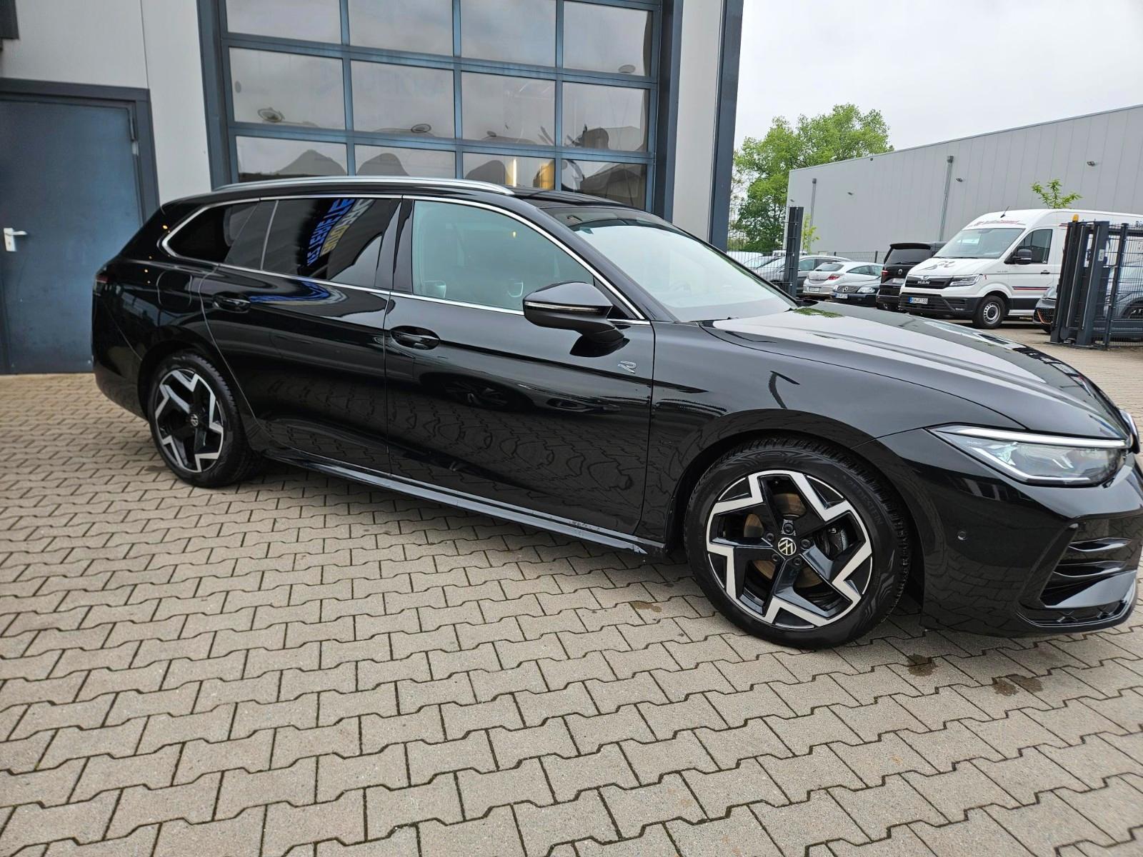 Volkswagen Passat Variant 2.0 TDI R-line ACC LED