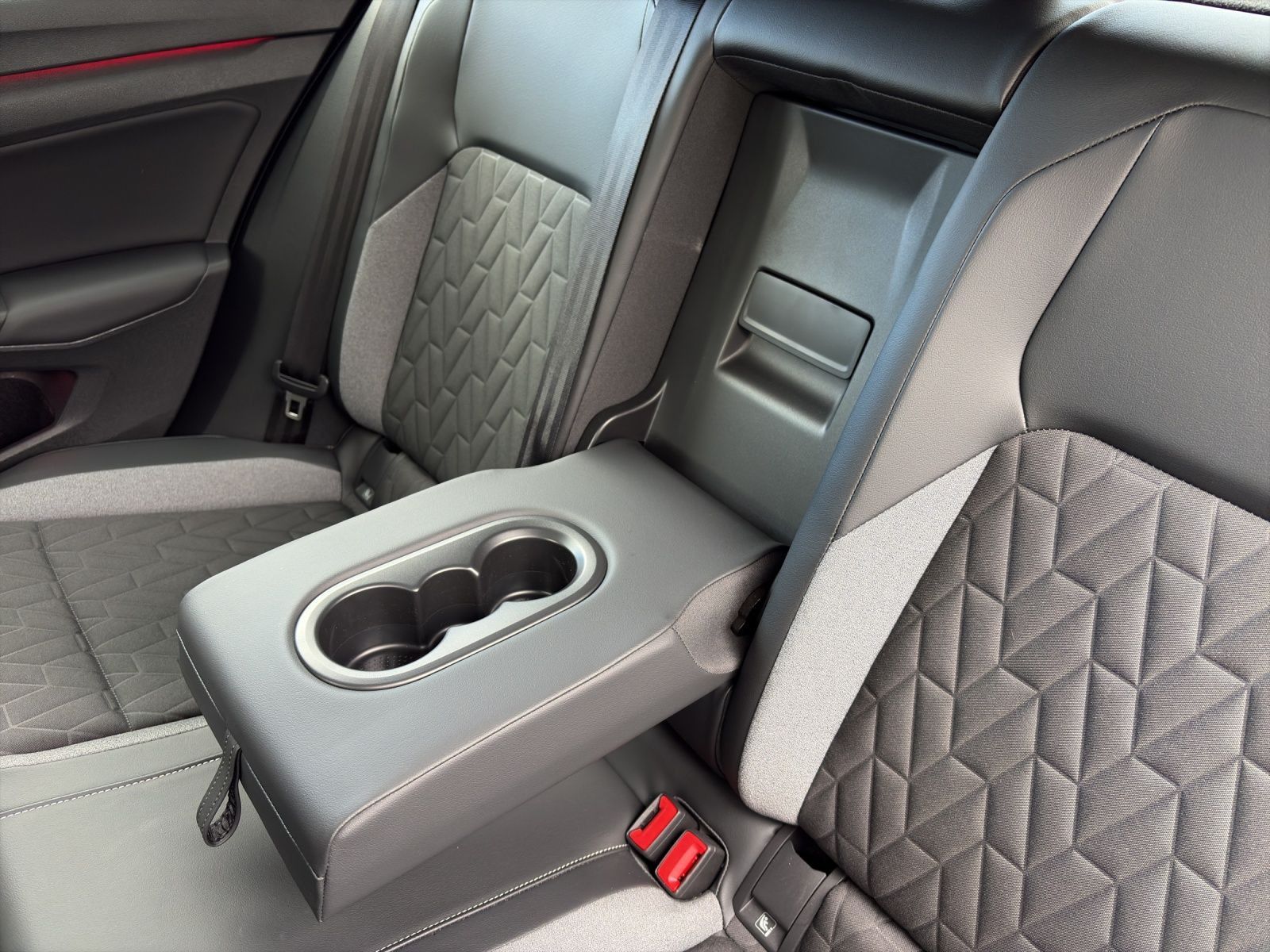 Volkswagen Golf - Bild 20