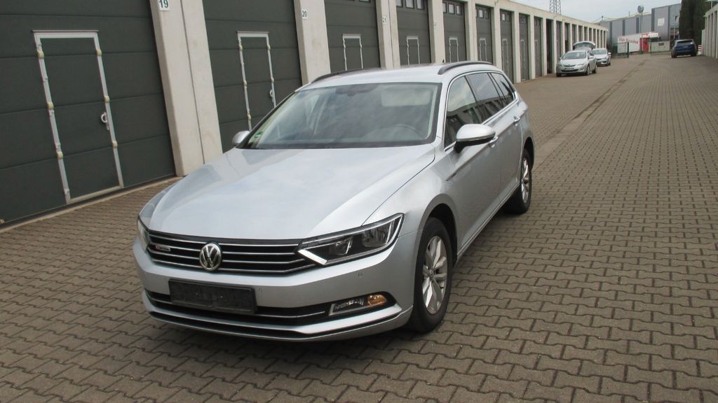 Image of Volkswagen Passat Variant