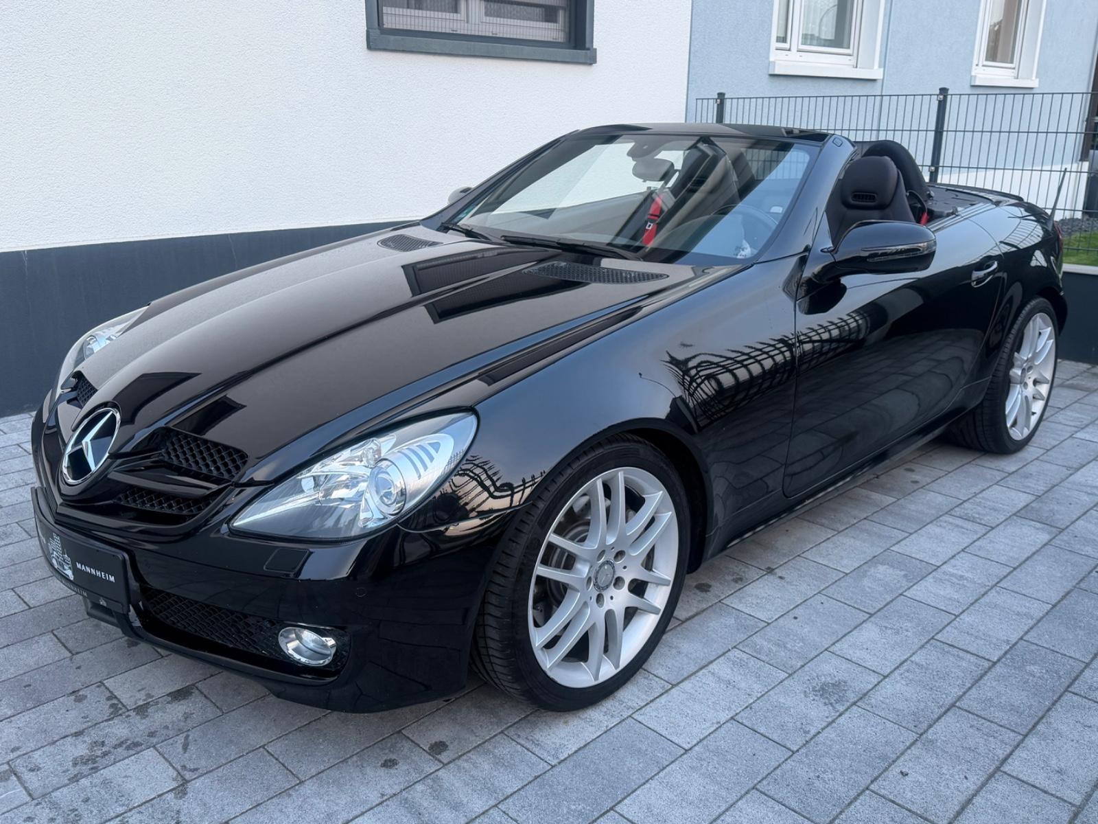 Mercedes-Benz SLK 350 Roadster Sportpaket AMG/BiXENON/LEDER