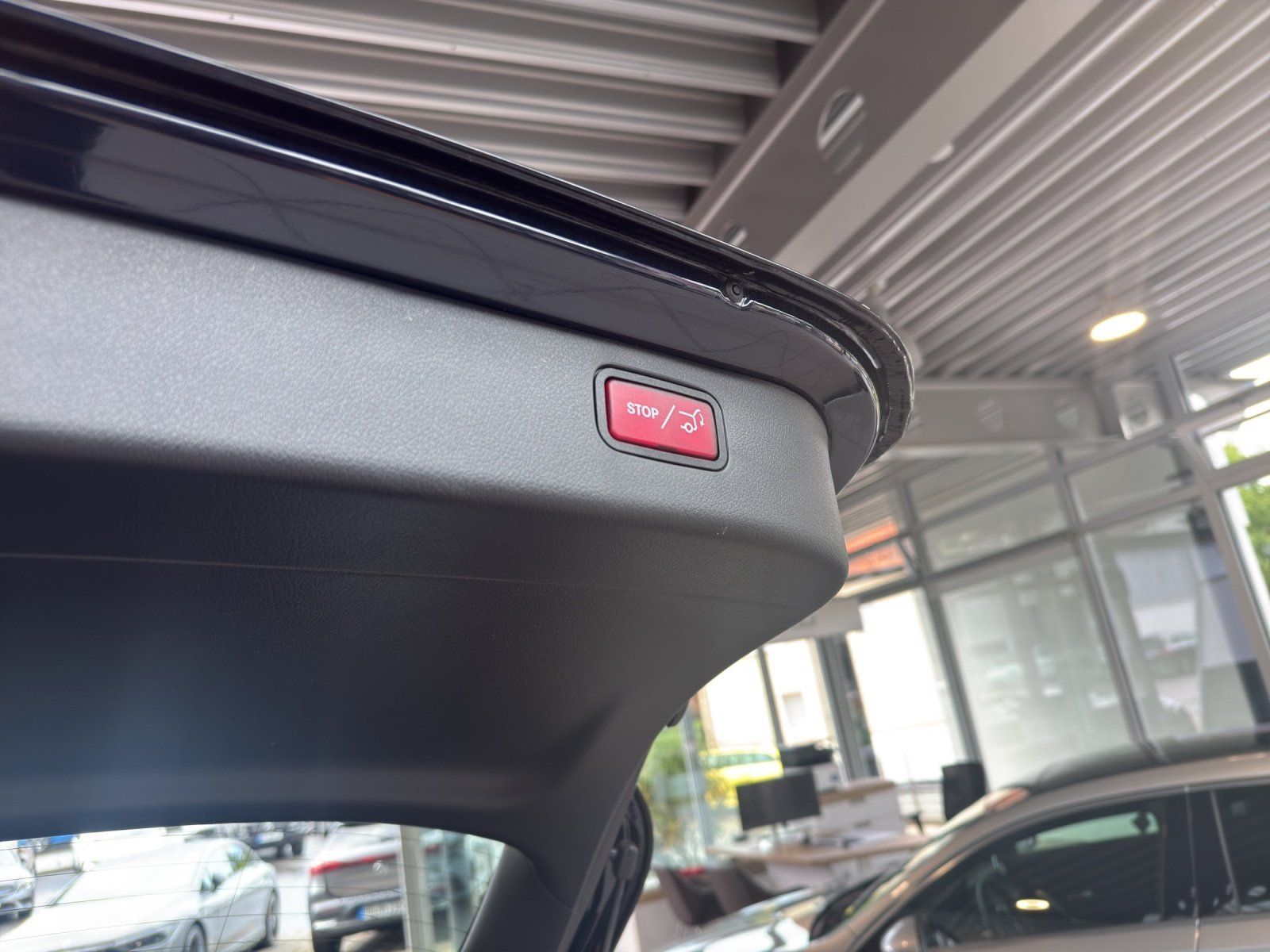 Fahrzeugabbildung Mercedes-Benz C220d T AMG Sitzklima SoundKomfort 19"Viel Burme