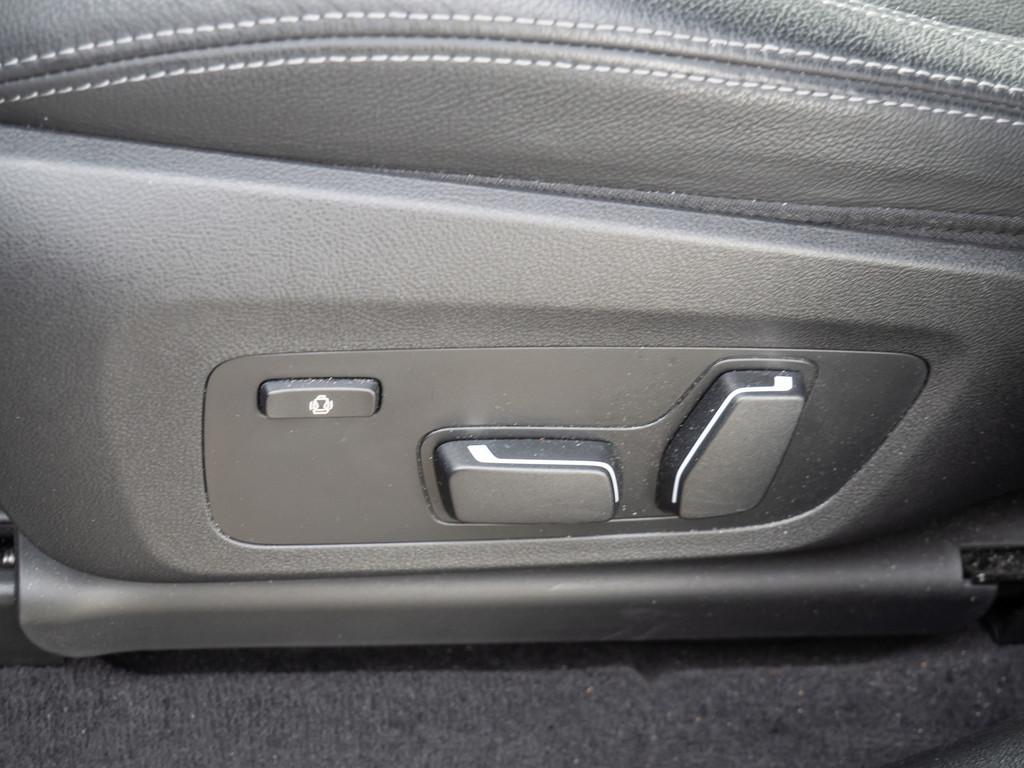 BMW X3 M40d LEDER+LASER+PANO+HUD+NAVI+KEYLESS+