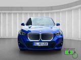 BMW iX1 xDrive30 M Sport AHK HUD Driving Assistant M - blaue BMW iX1