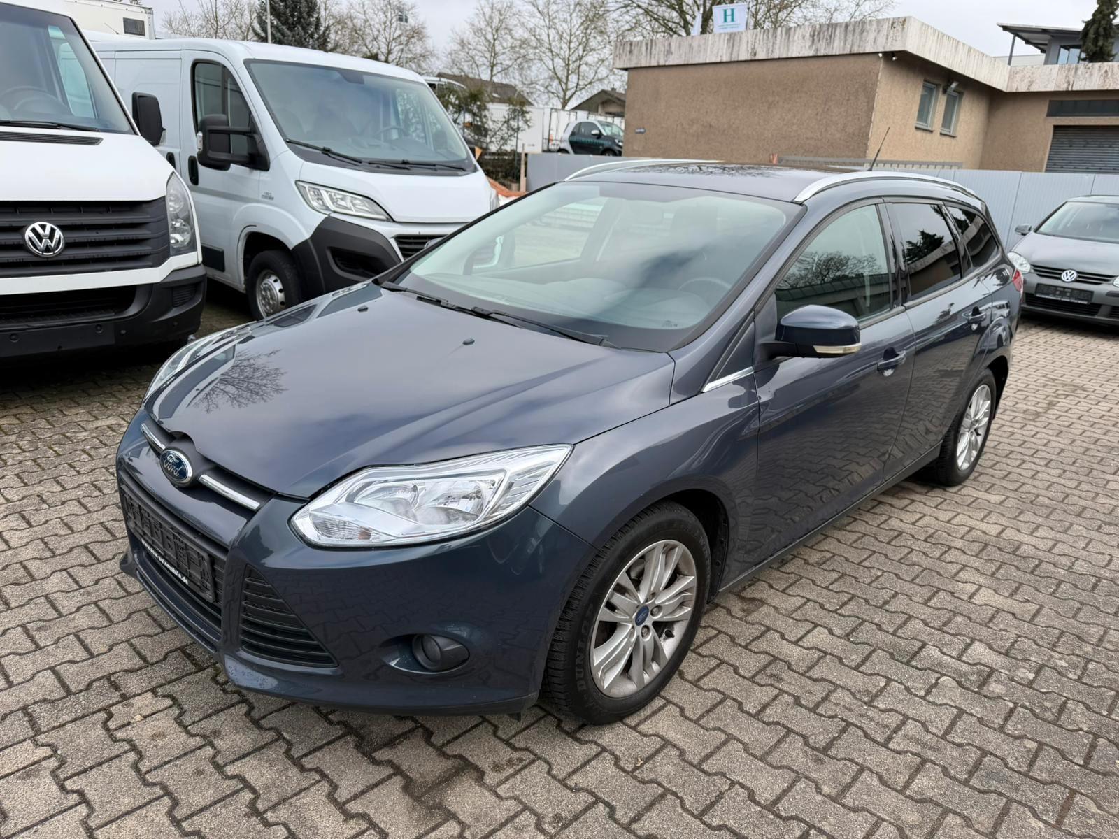 Ford Focus 1.6 Turnier Trend SHZ